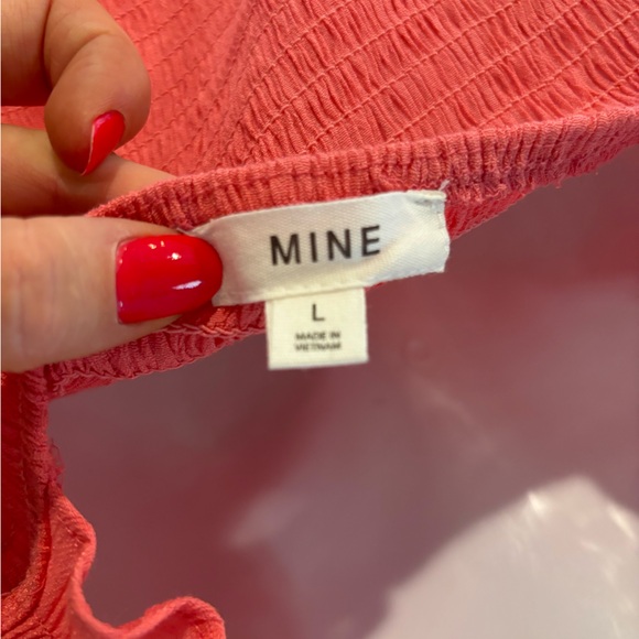 Mod boutique, Jolene flutter sleeve, smocked tiered dress in salmon. - Picture 5 of 5